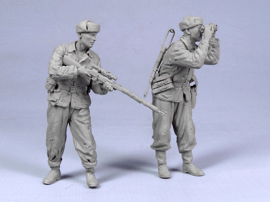 1/35 Soviet Snipers #2, V.Zaitsev, Winter 1942-43 - Click Image to Close