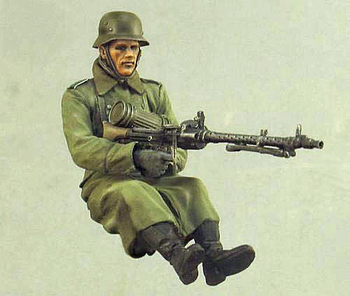 1/35 German Motorcyclist with MG-34/42, Winter 1941-44 - Click Image to Close