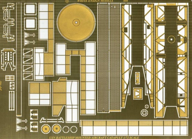 1/72 WWII USN Battleship Catapult - Click Image to Close